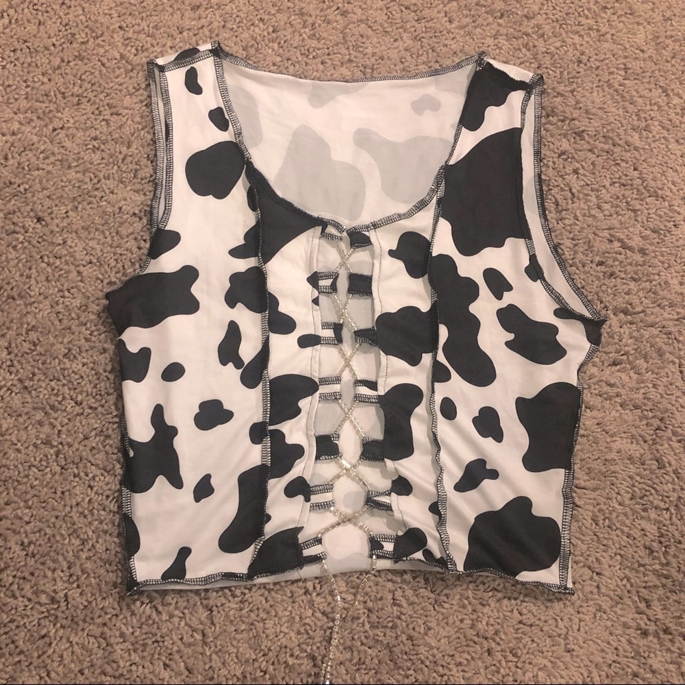 Cowprint lace tank top size medium